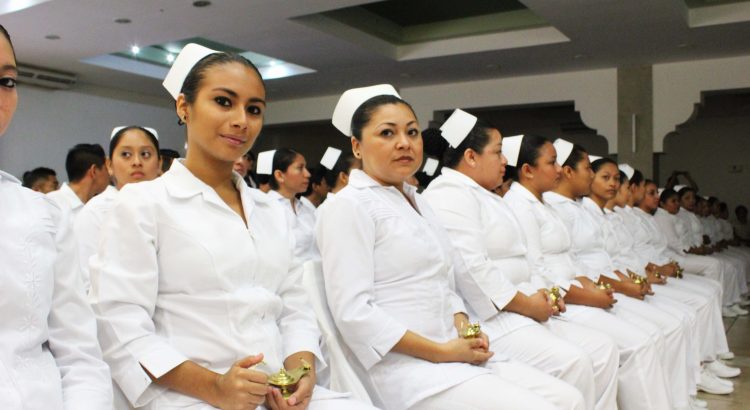 Ofertan trabajo a enfermeras y enfermeros duranguenses en Alemania y Estados Unidos