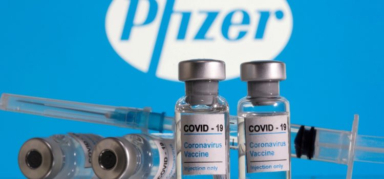 Anuncian farmacias que venderán la vacuna Pfizer contra el Covid en Durango