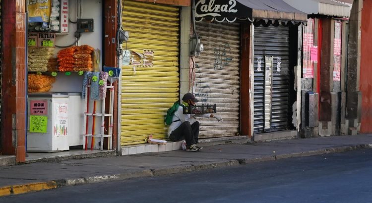 Existen 50 por ciento de desocupación de locales comerciales Existen 50 por ciento de desocupación de locales comerciales
