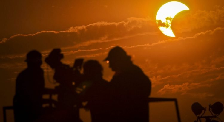 Colocan al Conalep como sede oficial del eclipse solar Colocan al Conalep como sede oficial del eclipse solar