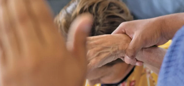 Autoridades reportan adultos mayores violentados Autoridades reportan adultos mayores violentados