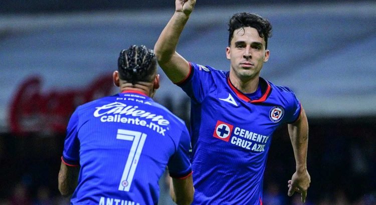 Cruz Azul y América golean en la Jornada 10