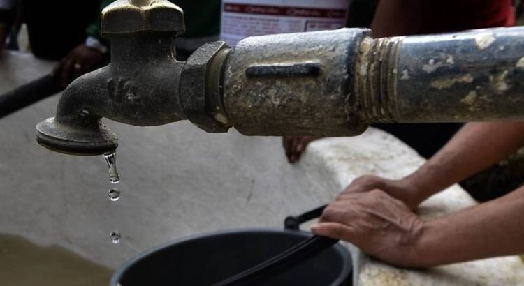 Un total de 22 comunidades sufren desabasto de agua Un total de 22 comunidades sufren desabasto de agua