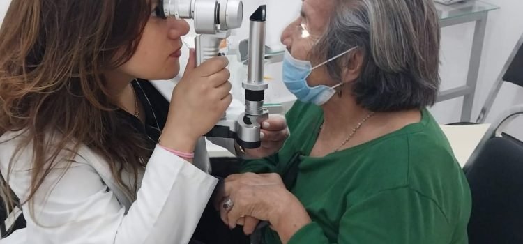 Surgen candidatos para cirugía de cataratas