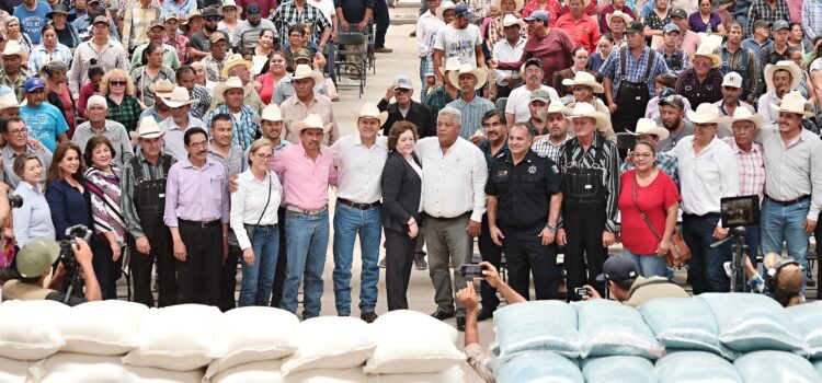 Entregan semilla de frijol en Nuevo Ideal