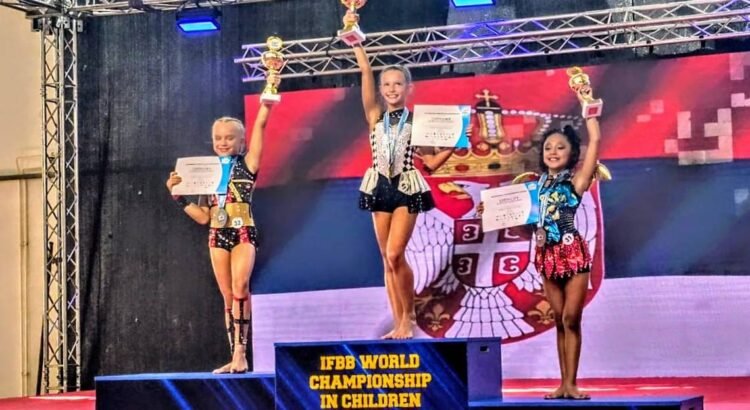 La atleta duranguense logra el tercer lugar en el Mundial de Fitness Infantil La atleta duranguense logra el tercer lugar en el Mundial de Fitness Infantil