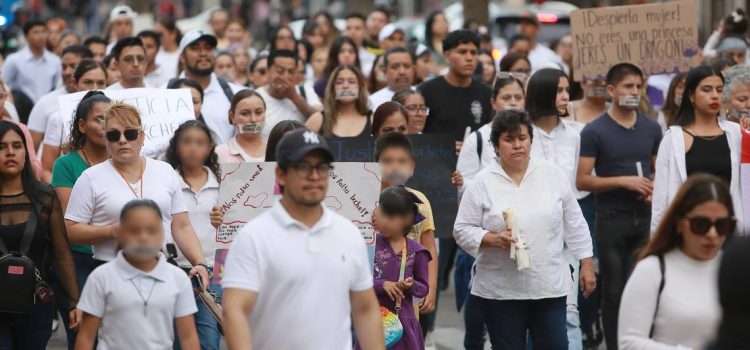 Violencia contra la mujer no debe politizarse