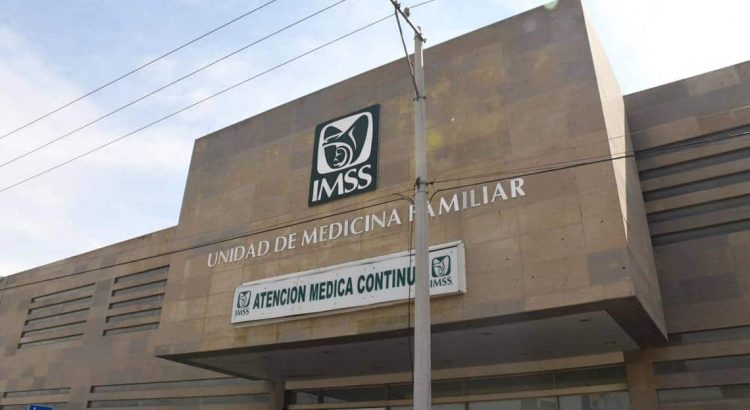 Reportan derechohabientes “pésimas instalaciones” en el IMSS 53