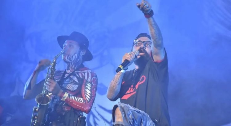 Panteón Rococó pone a bailar a Durango Panteón Rococó pone a bailar a Durango