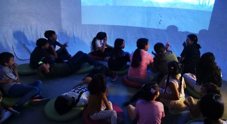 Llevan el cine gratuito a comunidades rurales Llevan el cine gratuito a comunidades rurales