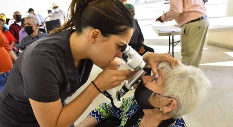 Un éxito las cirugías de cataratas gratuitas Un éxito las cirugías de cataratas gratuitas