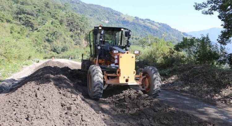 Detienen obras en la sierra por hechos de violencia