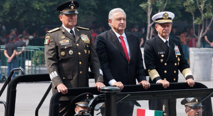 Presidente AMLO plantea dar impuestos por turismo al Ejército