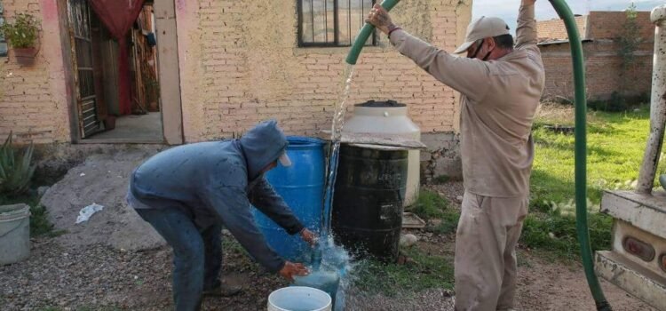 Más de 3 mil personas de Cuencamé padecen falta de agua potable Más de 3 mil personas de Cuencamé padecen falta de agua potable