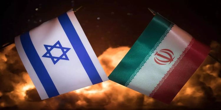 Israel emprende ataques aéreos estratégicos en Irán Israel emprende ataques aéreos estratégicos en Irán