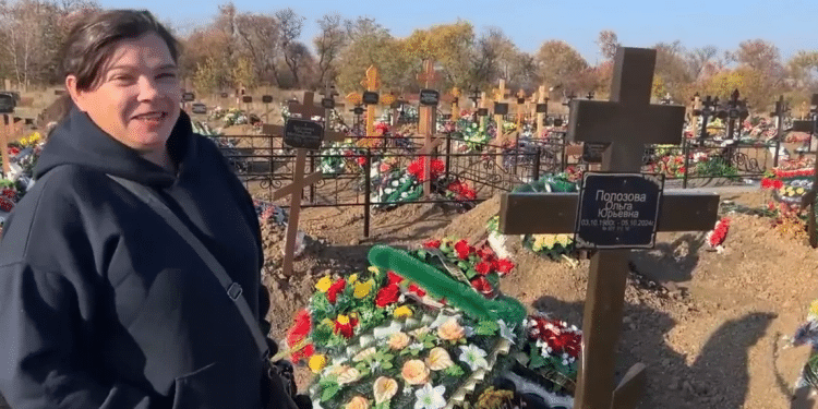 Un error trágico: confunde a mujer desaparecida y la entierra creyendo que era su esposa Un error trágico: confunde a mujer desaparecida y la entierra creyendo que era su esposa