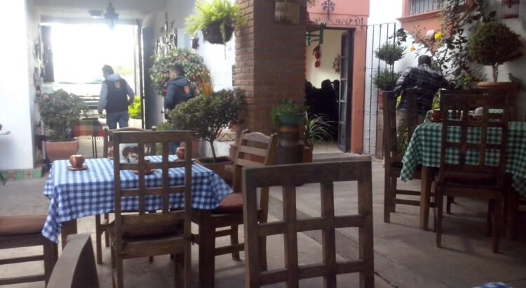 Reportan ventas bajas en fiestas navideñas Reportan ventas bajas en fiestas navideñas