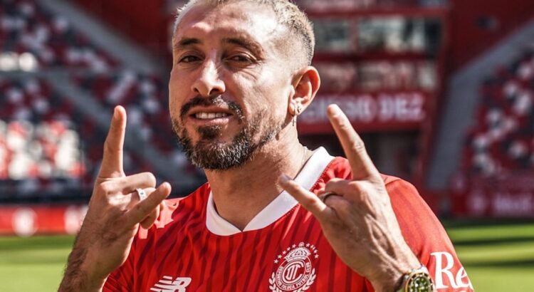 Héctor Herrera ya es del Toluca Héctor Herrera ya es del Toluca