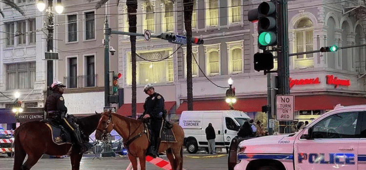 Dos mexicanos resultaron heridos en atropellamiento masivo en Nueva Orleans