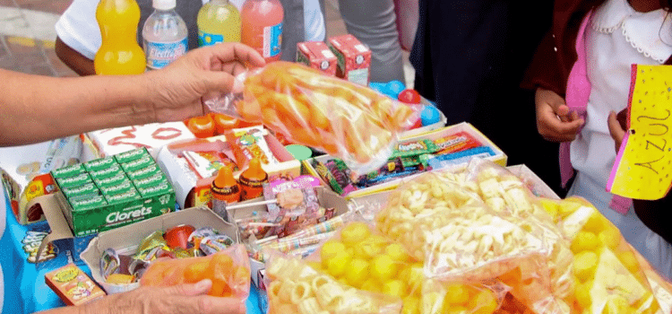 Adiós a la comida chatarra en las escuelas