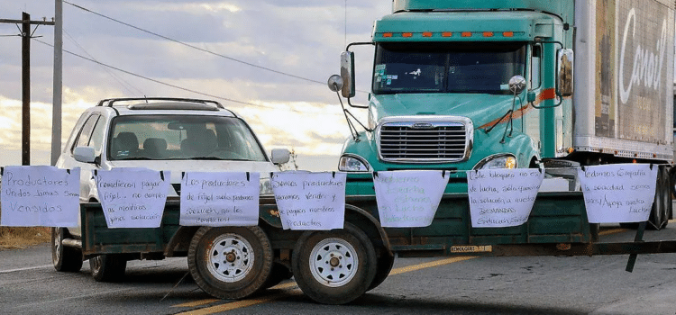 Once horas de bloqueo realizan productores