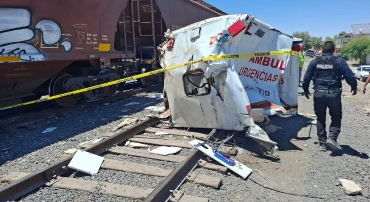 Lo impacta el tren y muere director de Protección Civil de Mapimí