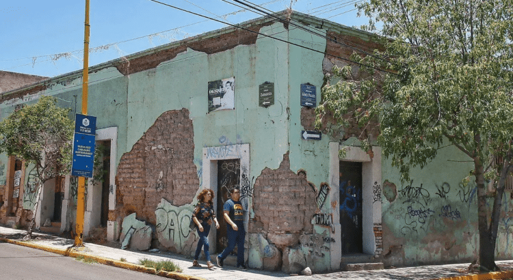 Reportan 60 casas en riesgo de derrumbe Reportan 60 casas en riesgo de derrumbe