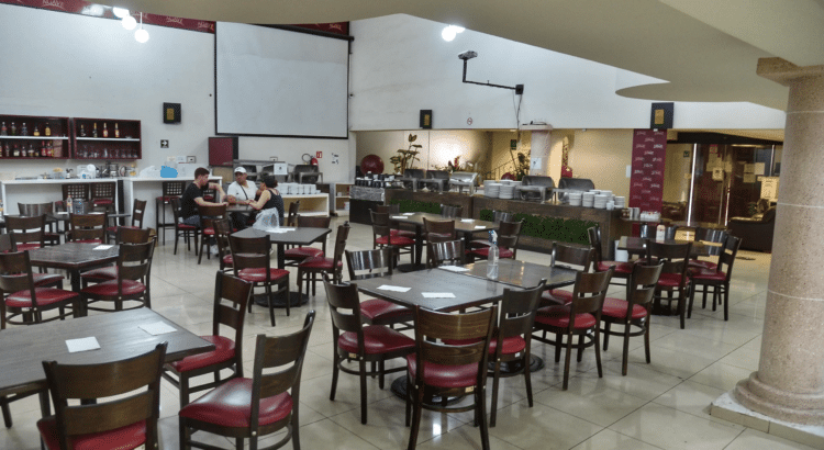 Cierran restaurantes sus puertas en Durango