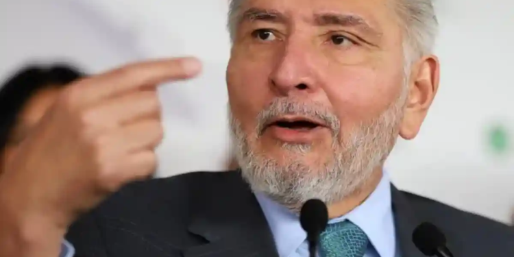Se pone Adán Augusto López “a las órdenes de las autoridades” Se pone Adán Augusto López “a las órdenes de las autoridades”