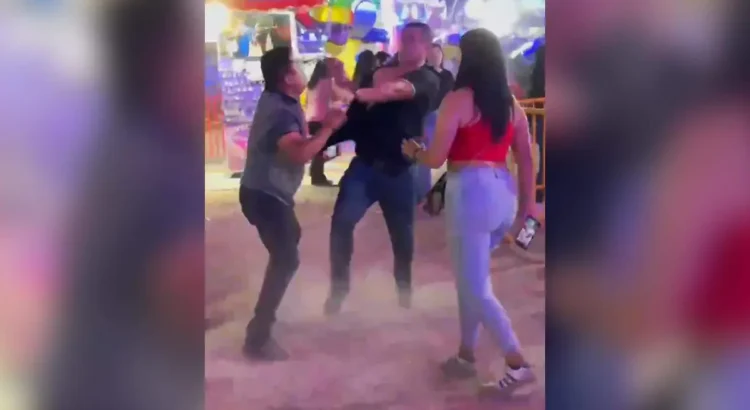 Se hace viral pleito en la Feria Nacional Villista