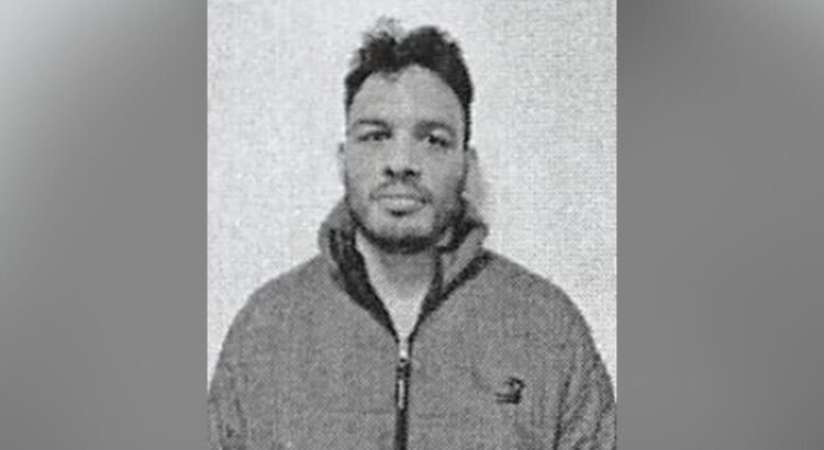Julio César “N”, hijo de Julio César Chávez, es trasladado a penal de máxima seguridad en Sonora Julio César “N”, hijo de Julio César Chávez, es trasladado a penal de máxima seguridad en Sonora