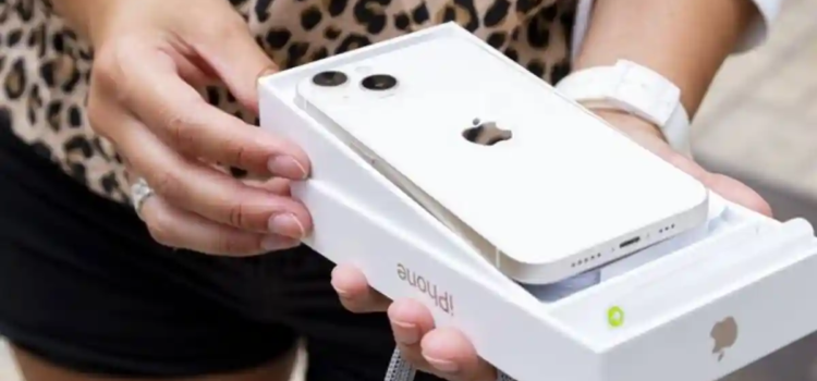 20 novios, 20 IPhones