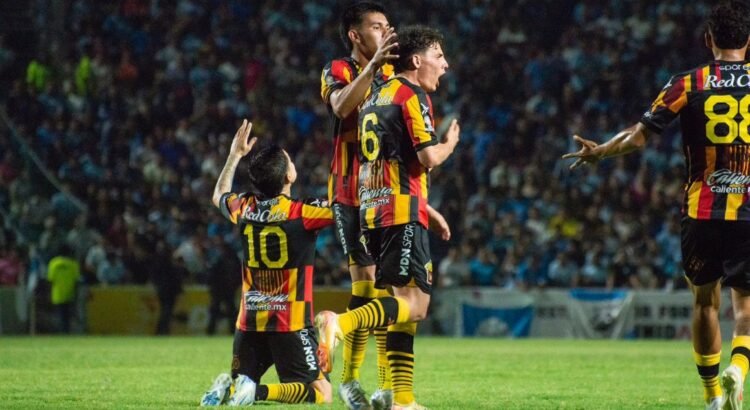 Clubes de Expansión celebran regreso del ascenso y descenso para la temporada 2026-2027 Clubes de Expansión celebran regreso del ascenso y descenso para la temporada 2026-2027