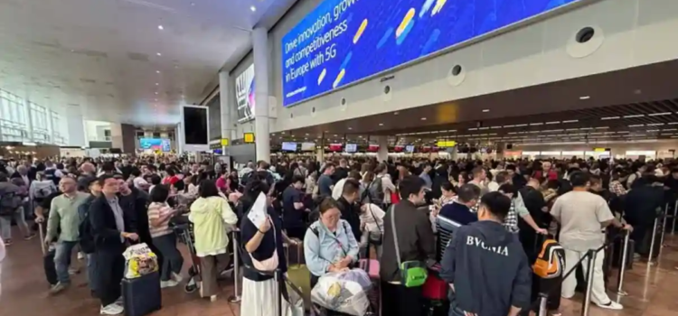 Afectan ciberataques operaciones en aeropuertos de Europa