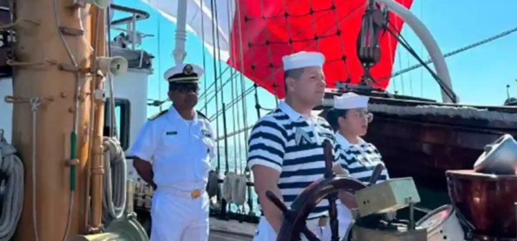 Regresa a Nueva York el Buque Escuela “Cuauhtémoc”