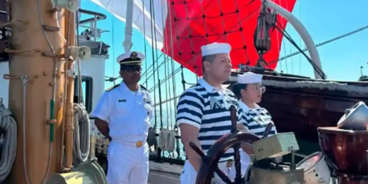 Regresa a Nueva York el Buque Escuela “Cuauhtémoc” Regresa a Nueva York el Buque Escuela “Cuauhtémoc”