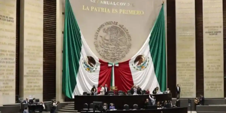 Con “retroactividad light” aprueba el Senado la Ley de Amparo Con “retroactividad light” aprueba el Senado la Ley de Amparo