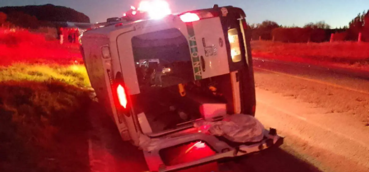 Investigan choque de la ambulancia donde falleció una persona: IMSS Durango