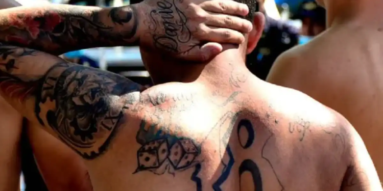 Reciben pandilleros de El Salvador condenas de hasta 397 años de cárcel Reciben pandilleros de El Salvador condenas de hasta 397 años de cárcel