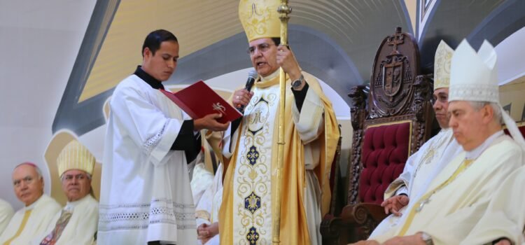 “La Navidad va más allá del consumismo; es un llamado a la reflexión interior”, destaca el Arzobispo
