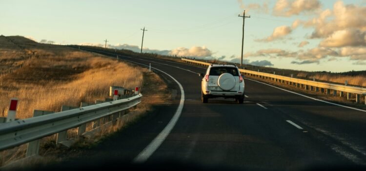 SICT exhorta a la población a extremar precauciones al viajar por carretera